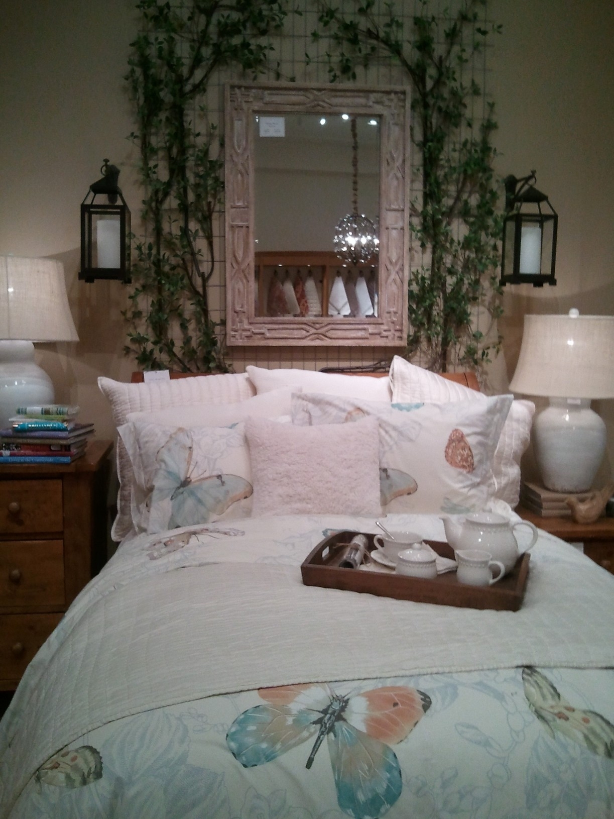 Pottery Barn bedroom display