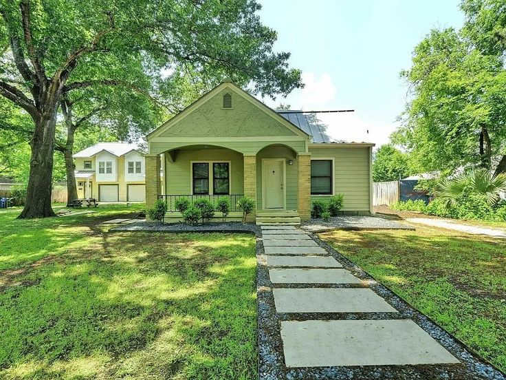 Paint Color Consultation on Historic Austin Home